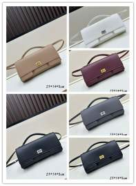 Picture of Balenciaga Handbags _SKUfw191534997fw